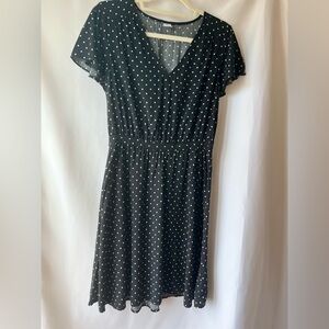 Old Navy black and white polkadot dress - size M, never worn! NWOT